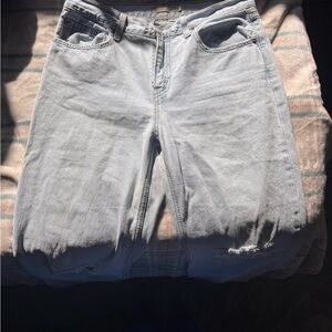 Levi’s Straight Leg Jeans